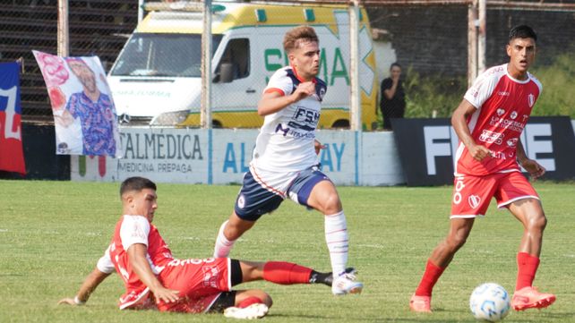 Córdoba va por otra victoria: Joaquín Messi marcó su primer tanto en el Charrúa y viene cumpliendo buenas producciones.
