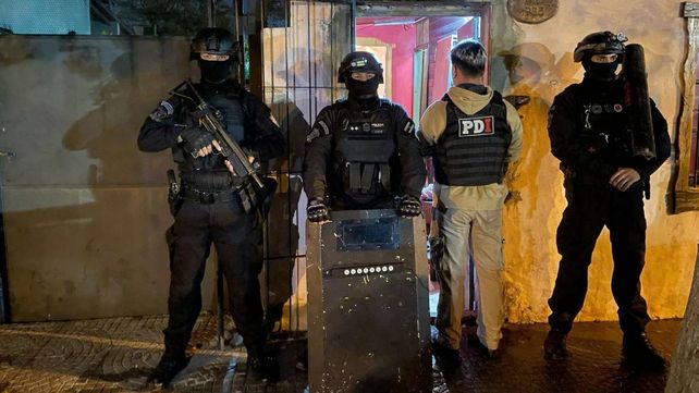 La Policia intervino en siete viviendas en Granadero Baigorria