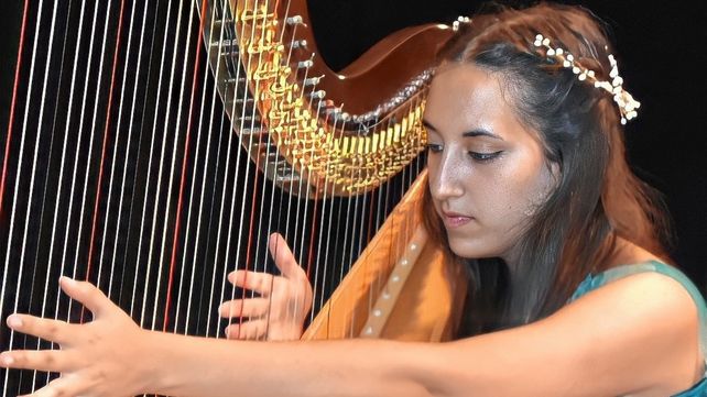 Florencia Arizpe dará un concierto de arpa este jueves en el Club Social