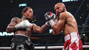 Gervonta Davis retuvo el título de peso ligero de la AMB.