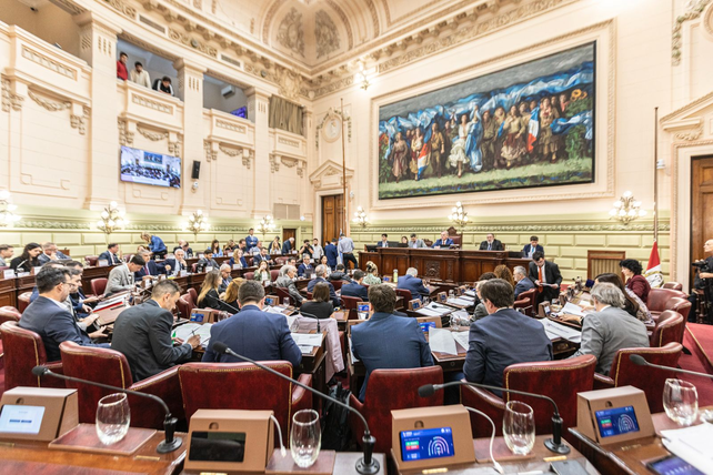La reforma constitucional ingres&oacute; a su fase decisiva en Santa Fe.