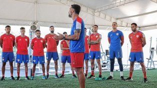 Unión vuelve a entrenar con una cara nueva