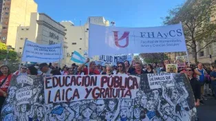 Las sedes de Artes Visuales (Uader) y Trabajo Social (UNER) permanecen tomadas.