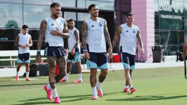 Scaloni mete mano en el equipo: analiza al menos tres cambios para enfrentar a Egipto