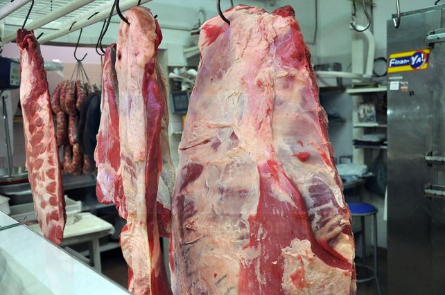 Trabajadores de la carne paran en todo el país con un acatamiento del 90 %