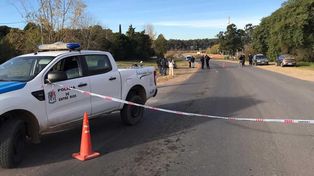 El hombre murió bajo las ruedas de un camión en el acceso del tránsito pesado.