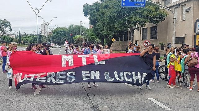 Corte Movimiento Territorial de Liberación por eliminación de programas para cooperativas. Corte Movimiento Territorial de Liberación por eliminación de programas para cooperativas.