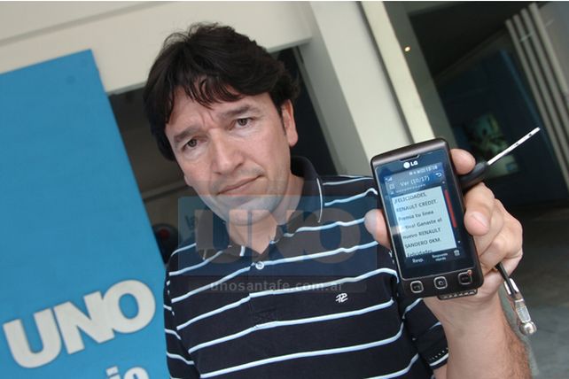 Le avisaron que había ganado un auto, pero era un engaño