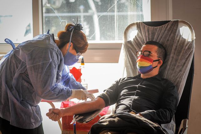 Cada donación de sangre permite realizar el tratamiento de al menos unos tres pacientes.