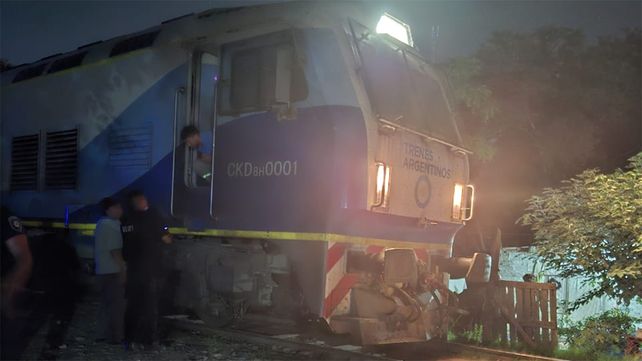 Accidente en las vías en zona sur. Este lunes a la madrugada un tren arrolló a una mujer
