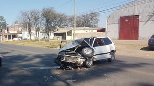 Madre e hija sufrieron heridas tras un choque frontal en Almafuerte