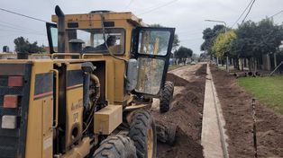 El freno de la obra pública que lleva adelante el gobierno nacional impactó en el sector de la construcción.