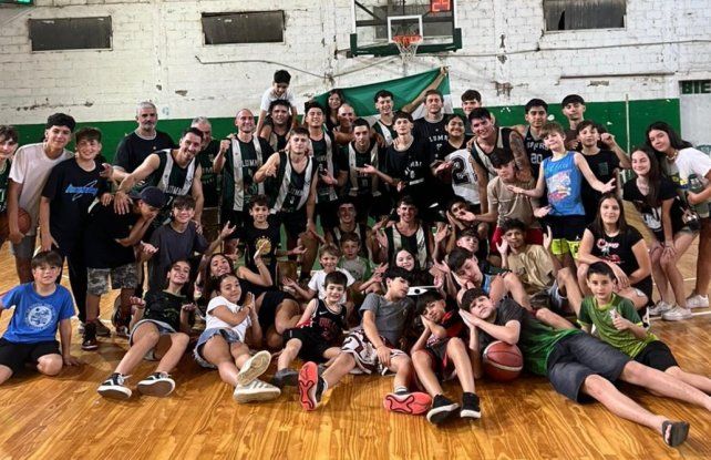 Torneo Oficial A2: Alumni se apoderó de la fase regular y armó las semifinales