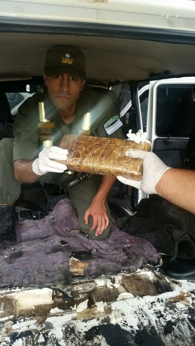 Secuestraron 73 de kilos de cocaína que habían sido enviados a Rosario