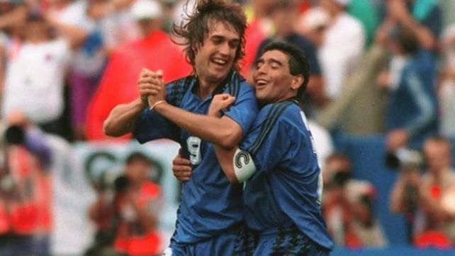 Gabriel Batistuta despidió a Diego Maradona llorando