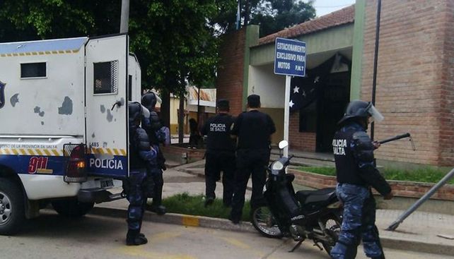 Jubilada exige un encuentro íntimo con su joven pareja, un preso de Salta