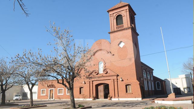 Profanaron y robaron en la parroquia de la Virgen de la Merced en Monte Vera