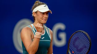 La marplatense Sierra, de 19 años, se medirá en los cuartos de final frente a la brasileña Laura Pigossi (137).
