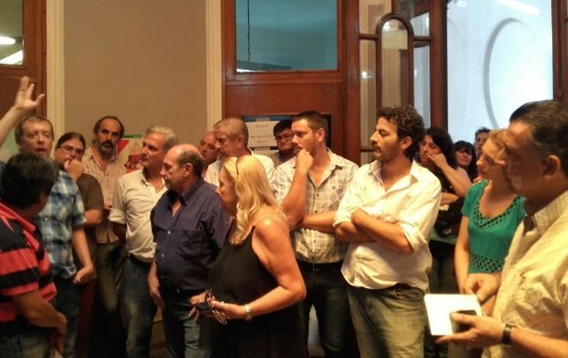 Funcionarios y legisladores preocupados por la situación de los trabajadores de LT 14 y FM Baxada