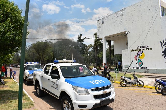Atacaron con un fierro a un periodista de Santa Elena