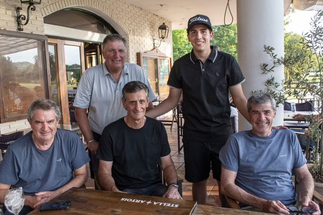 Hernán Munuce, Diego Villanueva, Guillermo Sabolo, Alejo Méndez, Gonzalo Estévez