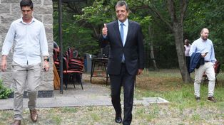 El ministro de Economía, Sergio Massa, recibió a dirigentes ruralistas por el grave problema que provoca la sequía.