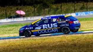 Matías Canapino ganó la Clase 3 del Turismo Pista que se disputó en Concordia.