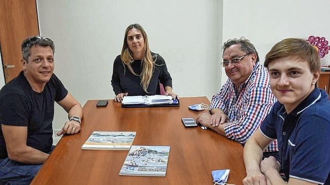 La secretaria de deportes Florencia Molinero mantuvo reuniones con los organizadores de la Maratón Santa Fe- Coronda.