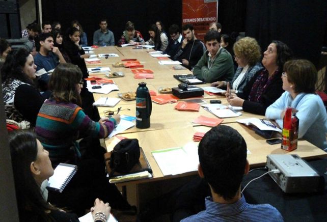 A lo largo del año. Se realizaron mesas de discusión sobre el tema en distintos puntos del territorio provincial.