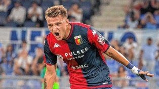 Mateo Retegui apareció con su cuota goleadora para el triunfo de Genoa ante Lazio.
