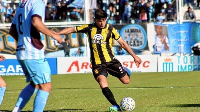 Deportivo Madryn abrió la fecha con un triunfazo en Córdoba Deportivo Madryn abrió la fecha con un triunfazo en Córdoba