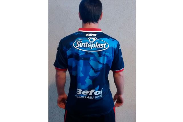 Unión presentó sus nuevas camisetas alternativas