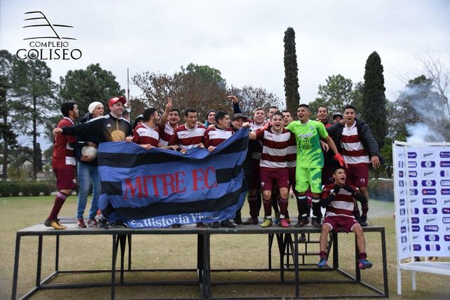 Mitre gritó campeón en un final para el infarto en la Liga Coliseo