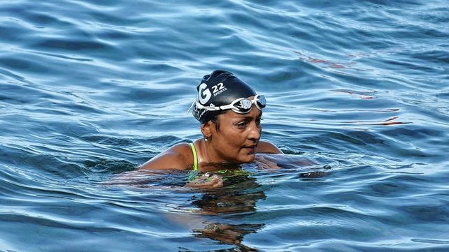 La nadadora santafesina Vanesa García cumplió las dos etapas del Circuito de Aguas Abiertas; Capri-Nápoles