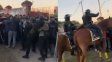 Demoras y tensión con la policía en el ingreso de los hinchas de Colón a la tribuna sur