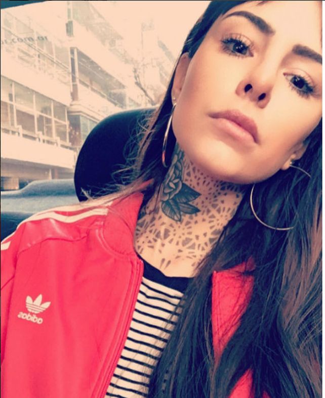 Cande Tinelli rompió todos los moldes y se hizo un tatuaje bien futbolero