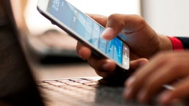 Movistar y Personal posponen hasta marzo el incremento de sus tarifas