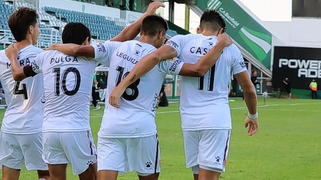 Colón recibe este sábado a Aldosivi y no habría que descartar un cambio de esquema.