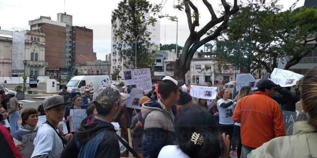 Movilización y muestras de dolor por el crimen de Joel Micle Damonte
