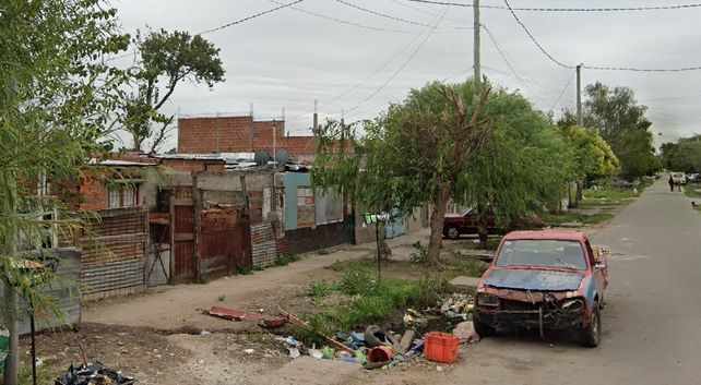 Puñaladas, otros dos heridos y el conflicto por una casa, trasfondo del crimen en la zona oeste