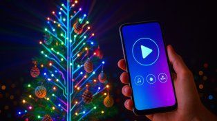 Cómo hacer un árbol de Navidad tecnológico: los elementos que debe tener este 2025