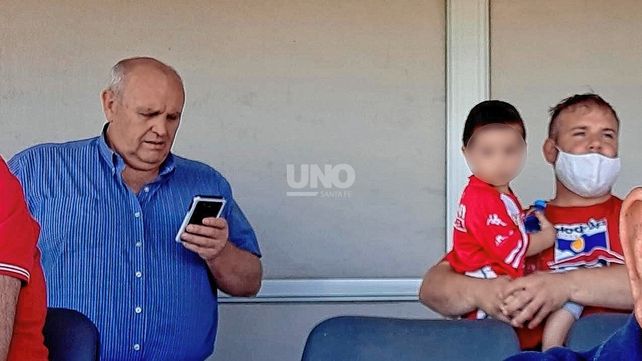 La dura crítica de un ídolo de Unión por la foto de Spahn