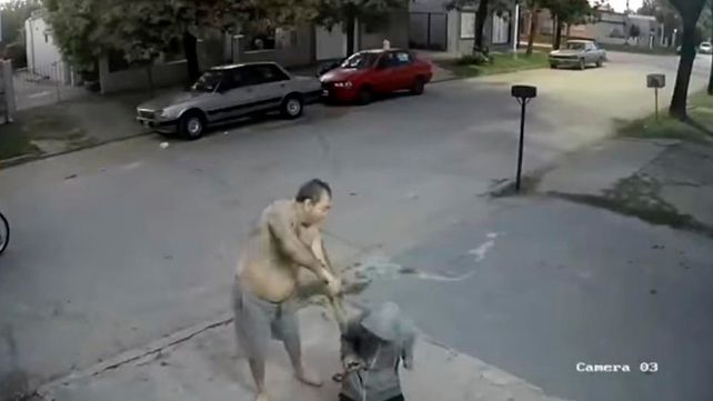 Un vecino de la ciudad de Esperanza en Santa Fe