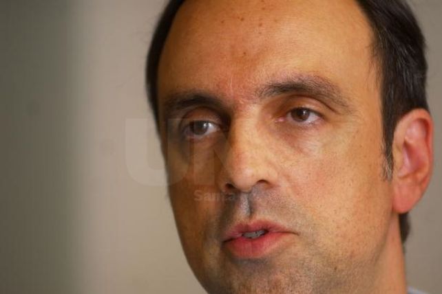 El intendente José Corral está preocupado por las paritarias municipales