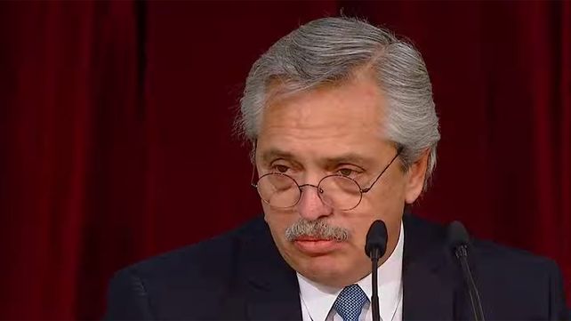 El Presidente anunció que presentará un proyecto de ley para legalizar el aborto