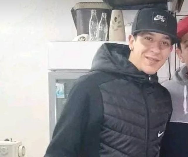 Bruno Joel Grosso fue asesinado dentro de su auto mientras hablaba por teléfono en la zona de Colombia al 400 bis