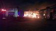 Voraz incendio destruyó vehículos en un galpón de Roberto Uleriche sobre la ruta provincial 1 Voraz incendio destruyó vehículos en un galpón de Roberto Uleriche sobre la ruta provincial 1