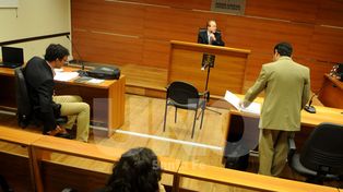 Votan código procesal más duro para cerrar “la puerta giratoria”