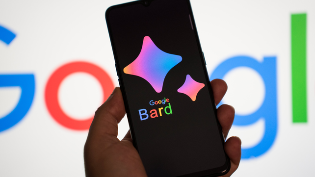 Google comenzó a trabajar con la inteligencia artificial llamada Bard para mejorar la experiencia de los usuarios.