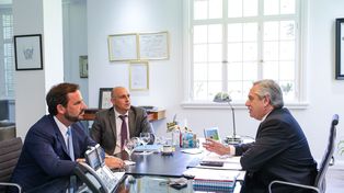 El presidente Fernández se reunió con el ministro Guerrera y el titular del ente, Ariel Sujarchuk.